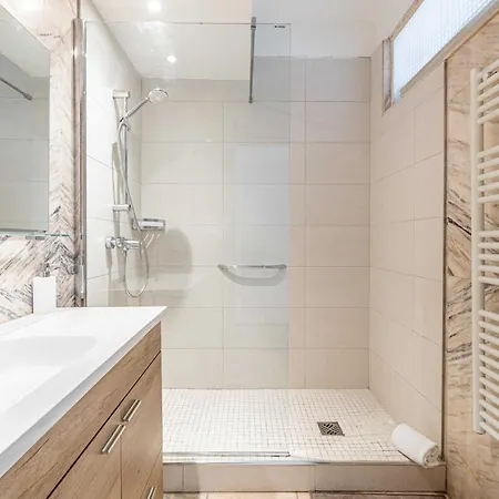 Apartment Elegance And Refinement, Proximity To La Croisette